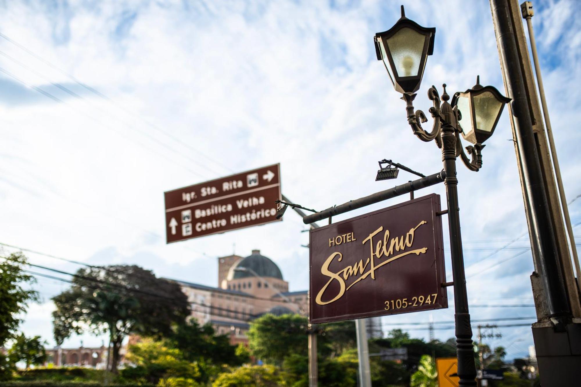 Hotel San Telmo Апаресида Экстерьер фото